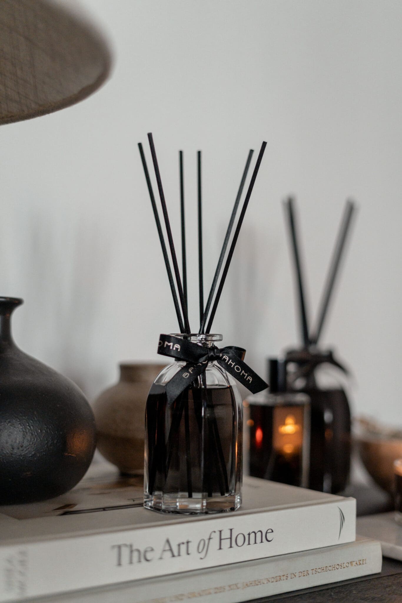 200ml-luxury-reed-fragranced-diffuser-obsidian-black-liquid-black-reeds