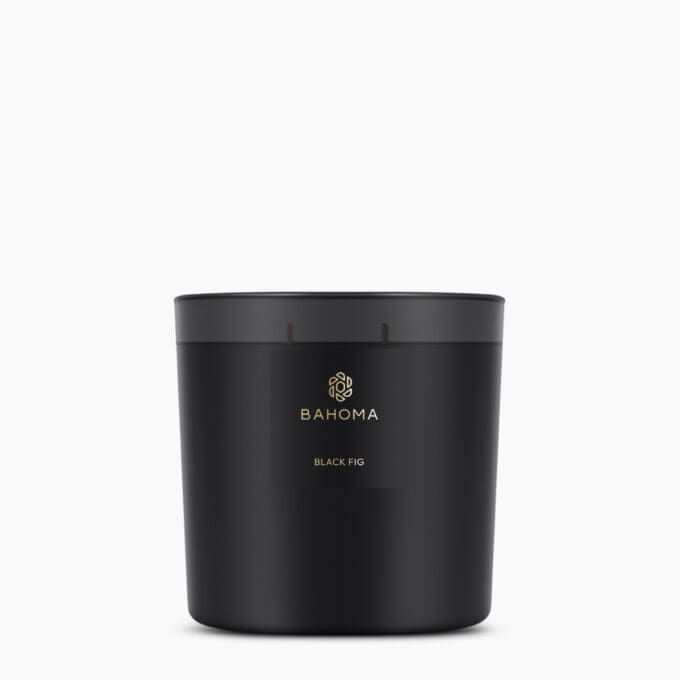 luxury-scented-xl-candle-satin-black-transluscent-vessel-black-label-gold-branding-product-picture