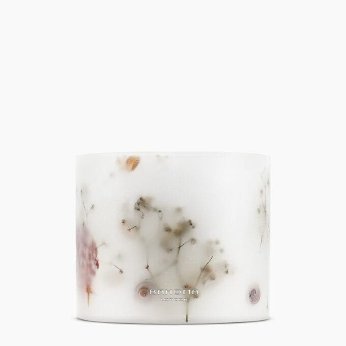 Natural Sand & Sea Scented Grand Pillar Candle with real shells and botanicals
