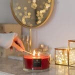 Lighting Bahoma red 3-wick Christmas candle – Festive atmosphere