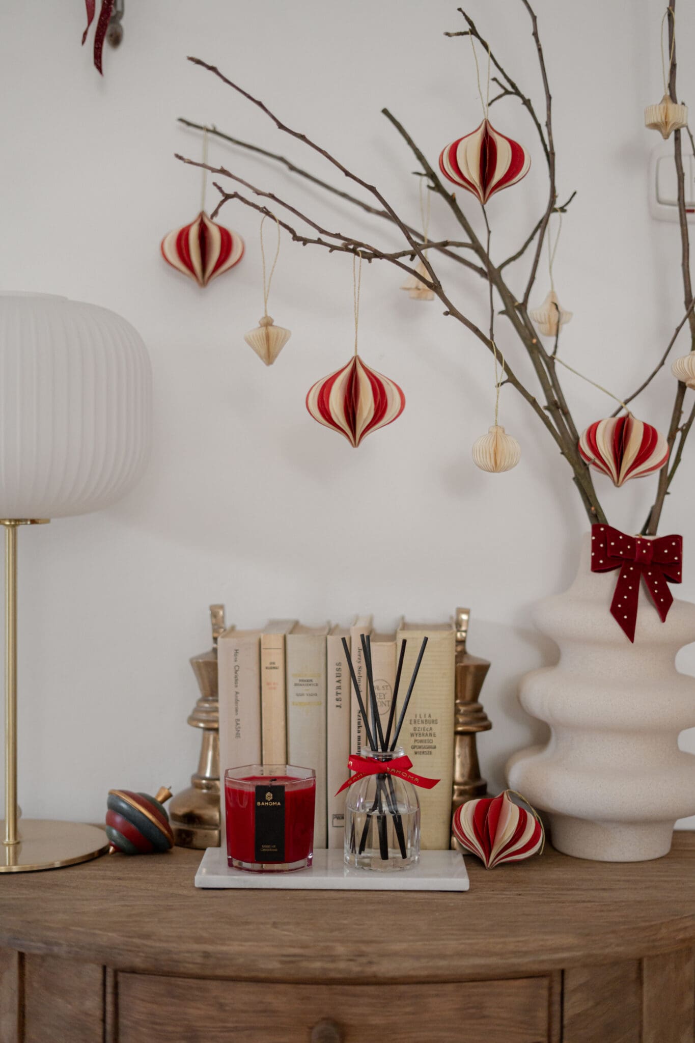 100ml Fragranced Octagonal Diffuser in Polished Glass Bottle in lifestyle setting