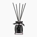 luxury-reed -diffuser-gift-box-100ml-black-liquid-black-reeds-product-picture-black-sandalwood