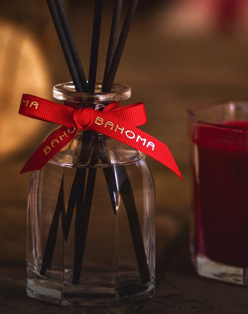 100ml Fragranced Octagonal Diffuser in Glass Bottle - Lifestyle