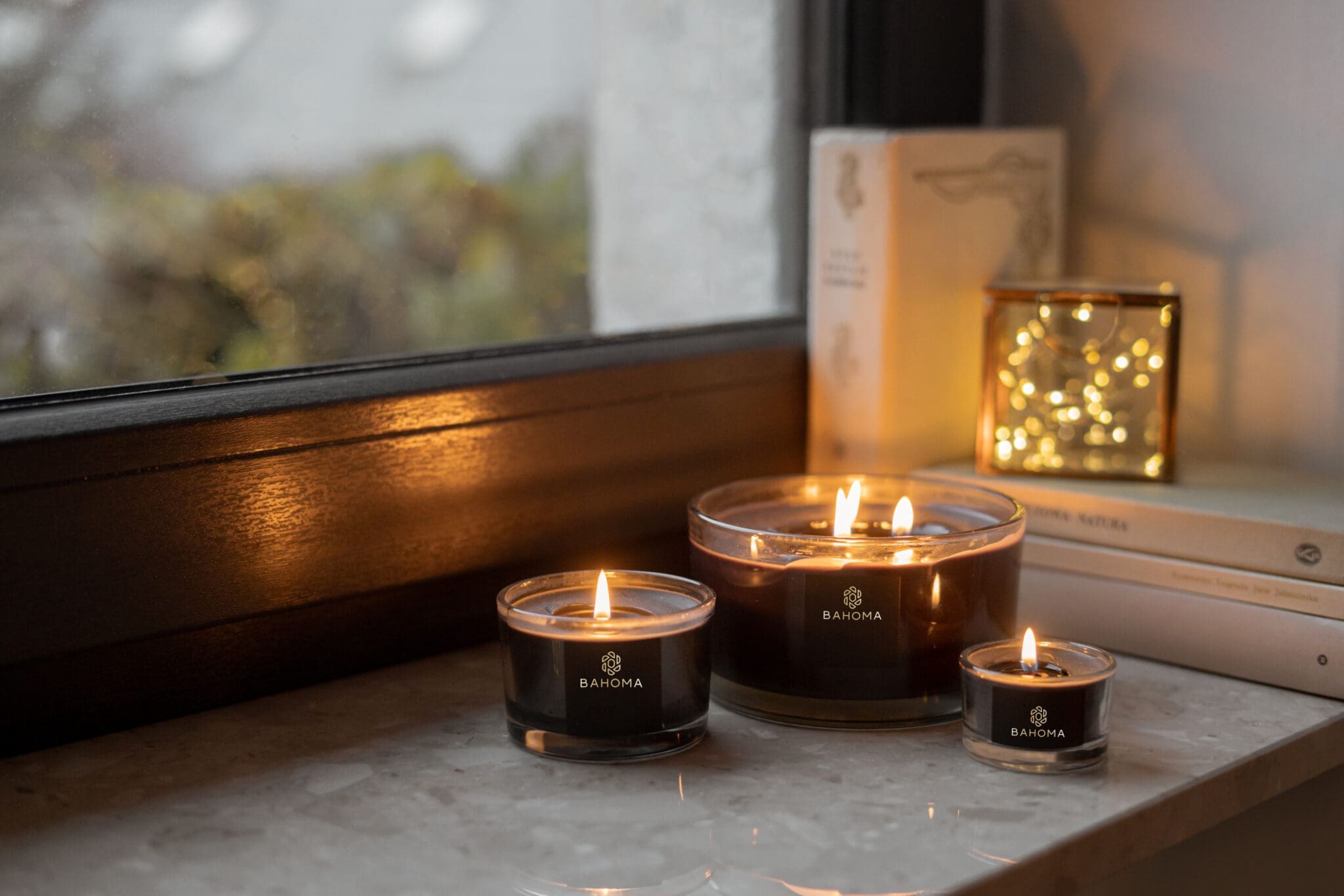 11_LUXURY_Candles_SET_Bahoma_Background_BLACK_3_SIZES_Arrangement